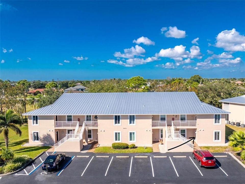 待售: $180,000 (2 贝兹, 2 浴室, 1230 平方英尺)