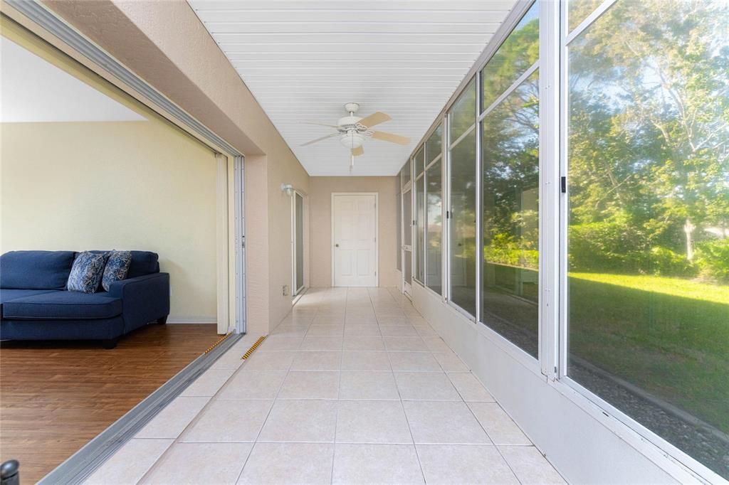 待售: $180,000 (2 贝兹, 2 浴室, 1230 平方英尺)