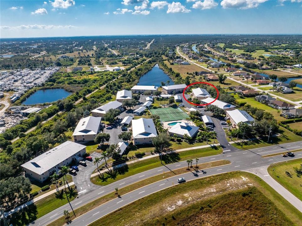 待售: $180,000 (2 贝兹, 2 浴室, 1230 平方英尺)