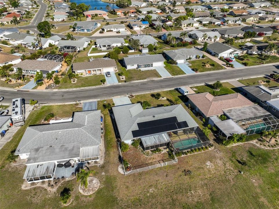 En Venta: $369,000 (4 camas, 3 baños, 1684 Pies cuadrados)