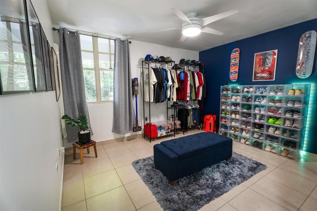 For Sale: $245,000 (3 beds, 2 baths, 1794 Square Feet)