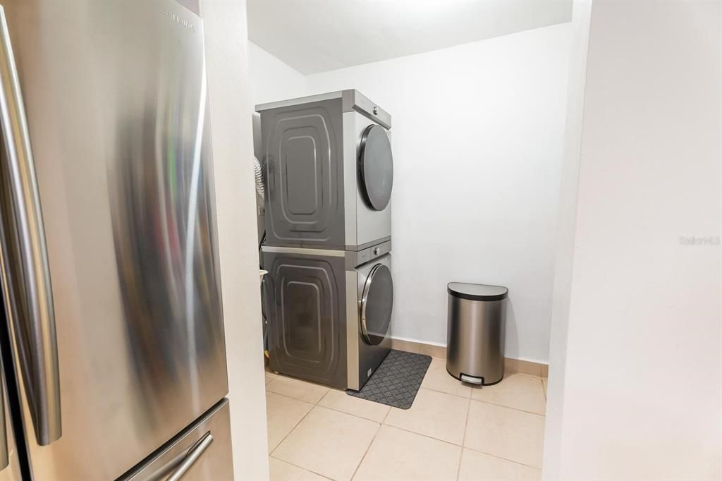 For Sale: $245,000 (3 beds, 2 baths, 1794 Square Feet)