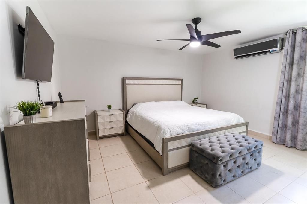 For Sale: $245,000 (3 beds, 2 baths, 1794 Square Feet)