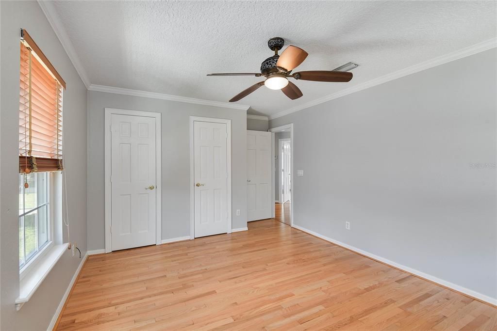 For Rent: $4,950 (4 beds, 2 baths, 2406 Square Feet)