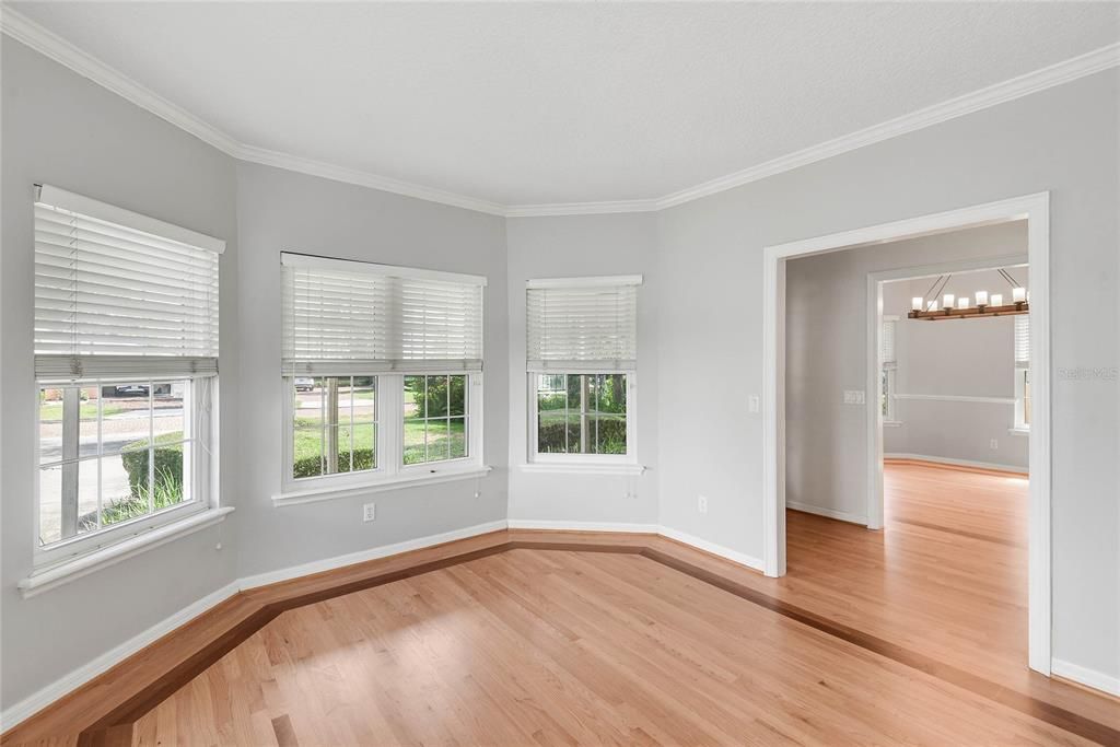 For Rent: $4,950 (4 beds, 2 baths, 2406 Square Feet)