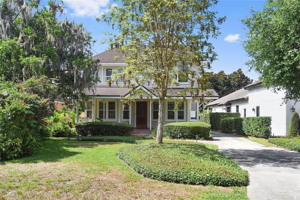 For Rent: $4,950 (4 beds, 2 baths, 2406 Square Feet)