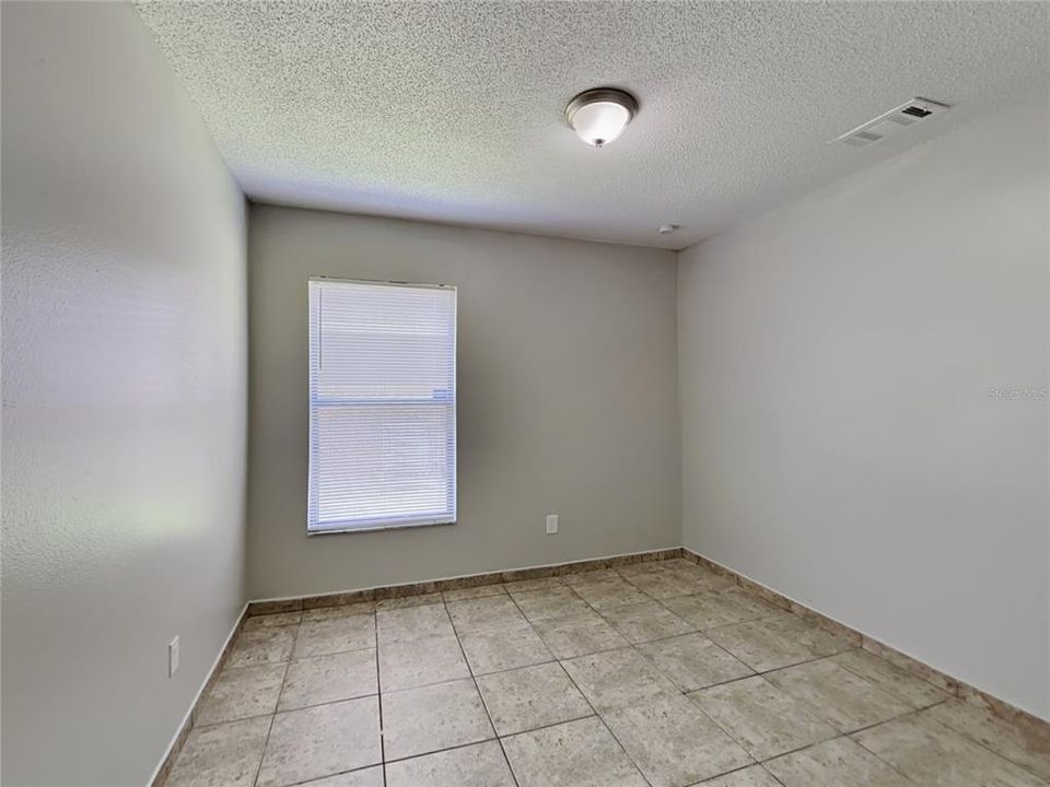 В аренду: $1,599 (3 спален, 2 ванн, 1320 Квадратных фут)