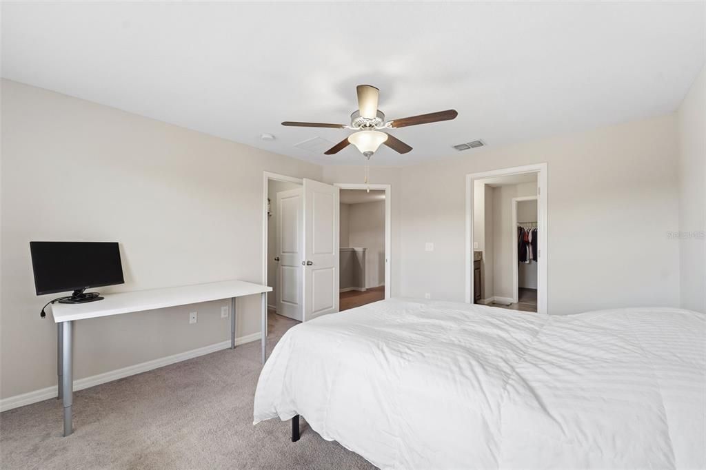 待售: $314,999 (3 贝兹, 2 浴室, 1642 平方英尺)