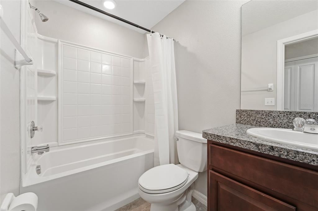 待售: $314,999 (3 贝兹, 2 浴室, 1642 平方英尺)