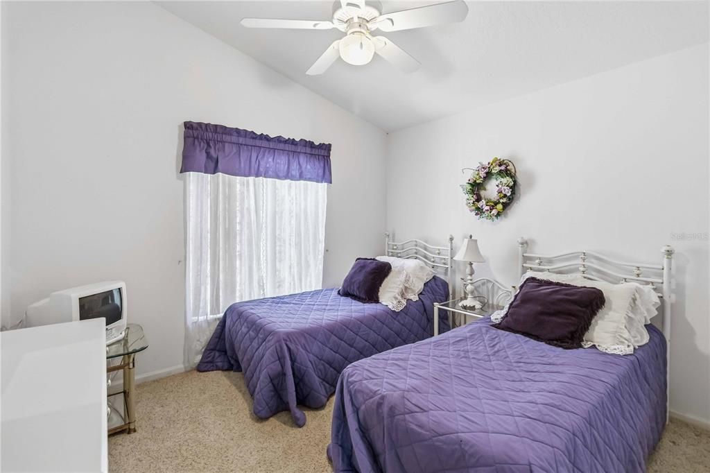 For Sale: $393,000 (3 beds, 2 baths, 1198 Square Feet)