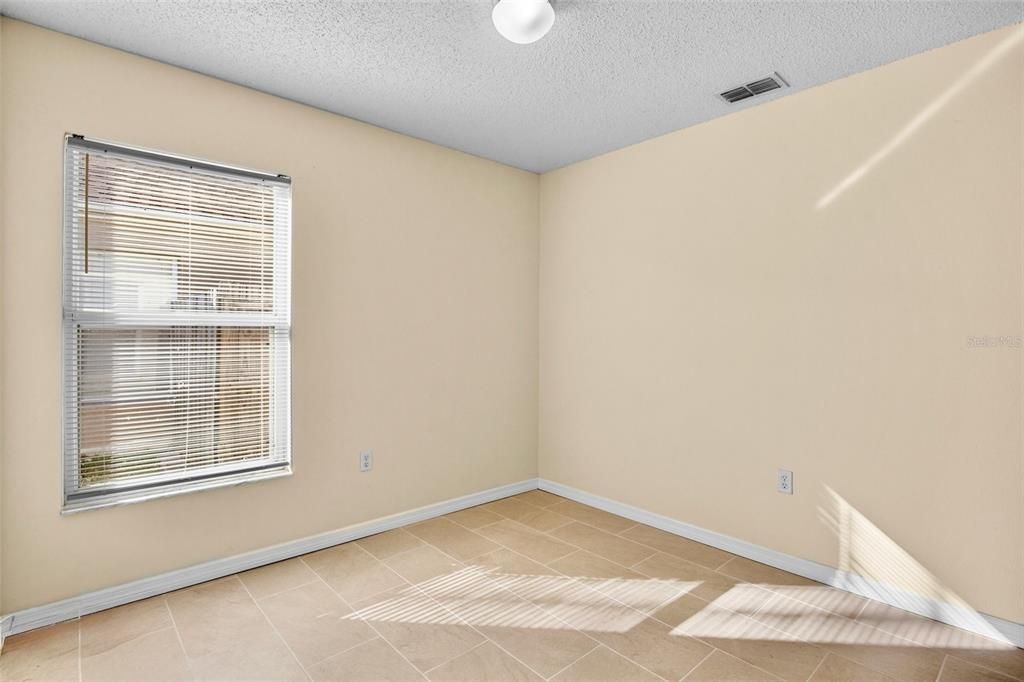 Active With Contract: $339,900 (3 beds, 2 baths, 1364 Square Feet)