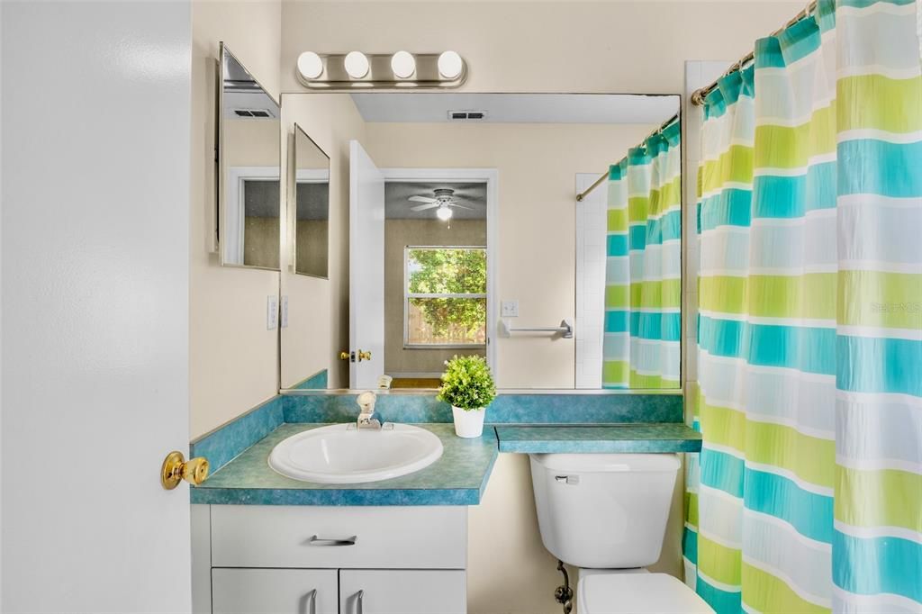 Active With Contract: $339,900 (3 beds, 2 baths, 1364 Square Feet)