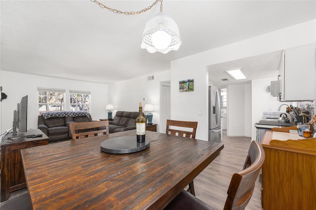 En Venta: $125,000 (2 camas, 2 baños, 840 Pies cuadrados)