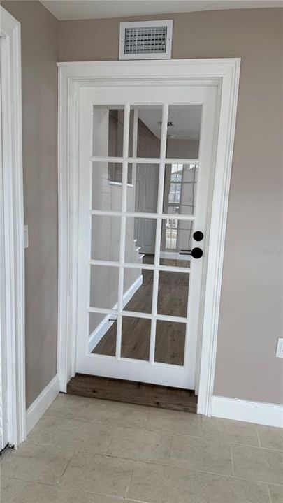 For Rent: $8,500 (6 beds, 3 baths, 2888 Square Feet)