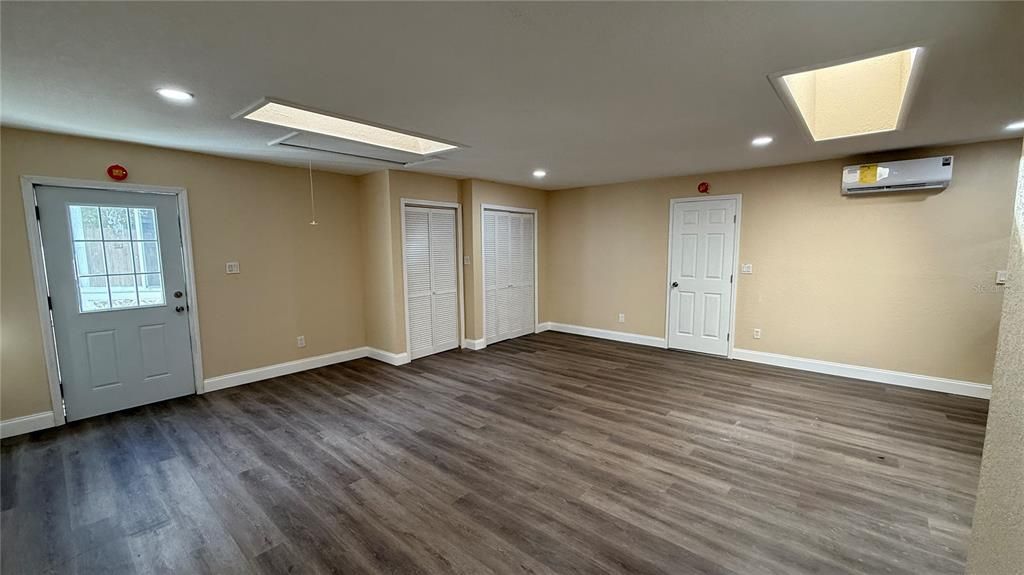 For Rent: $8,500 (6 beds, 3 baths, 2888 Square Feet)