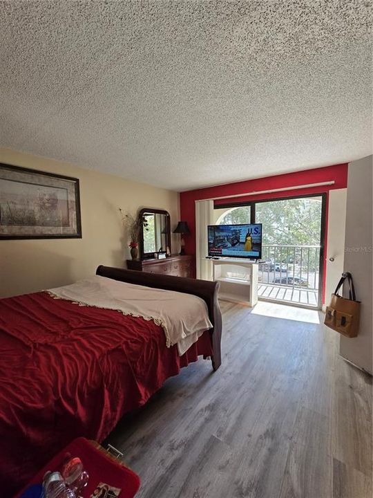 出租: $2,600 (2 贝兹, 2 浴室, 1100 平方英尺)