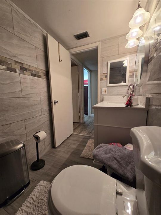 出租: $2,600 (2 贝兹, 2 浴室, 1100 平方英尺)