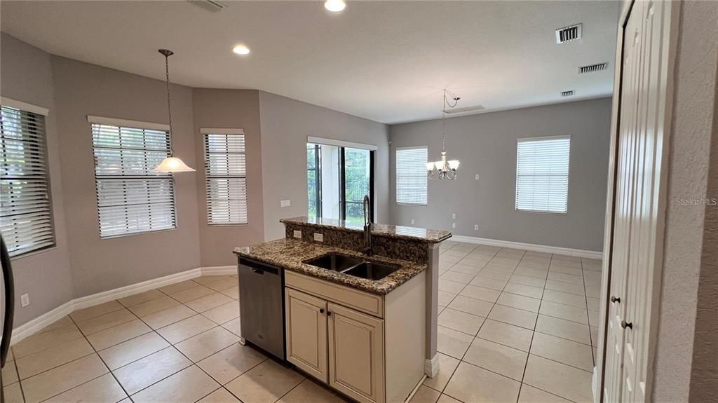 For Rent: $4,500 (4 beds, 3 baths, 2910 Square Feet)