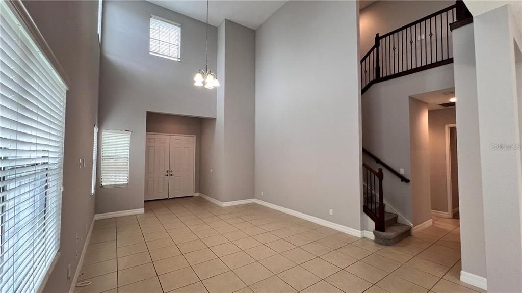 For Rent: $4,500 (4 beds, 3 baths, 2910 Square Feet)