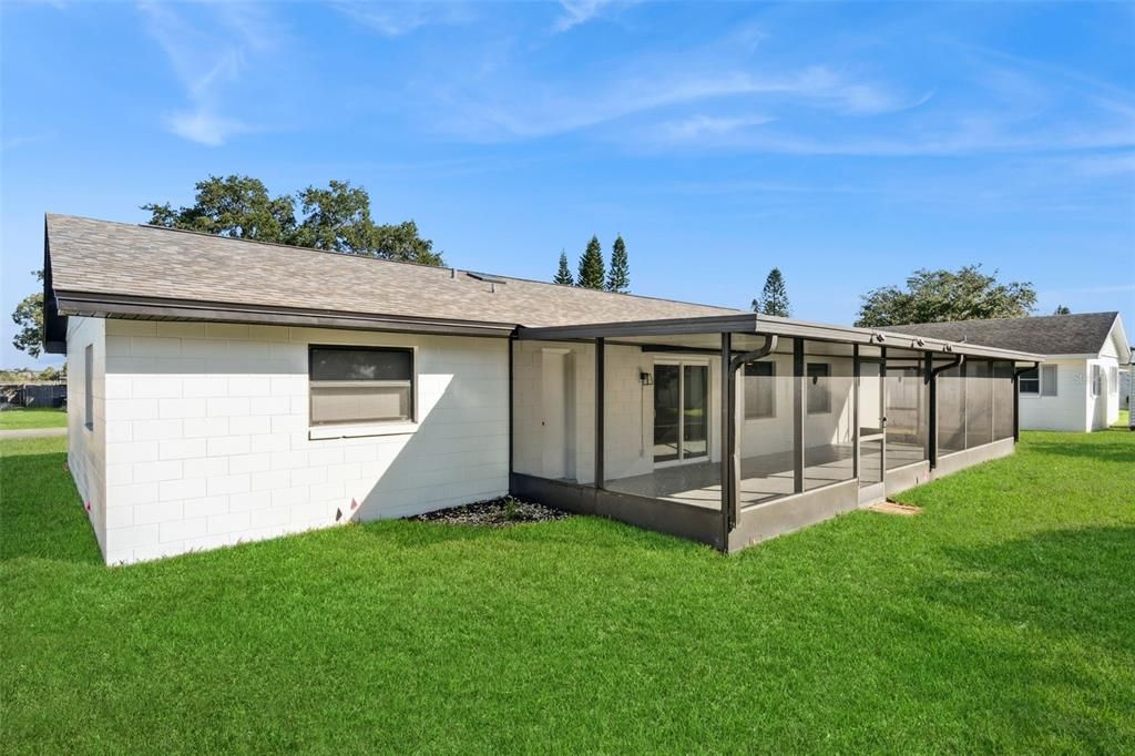 En Venta: $465,000 (3 camas, 2 baños, 1353 Pies cuadrados)