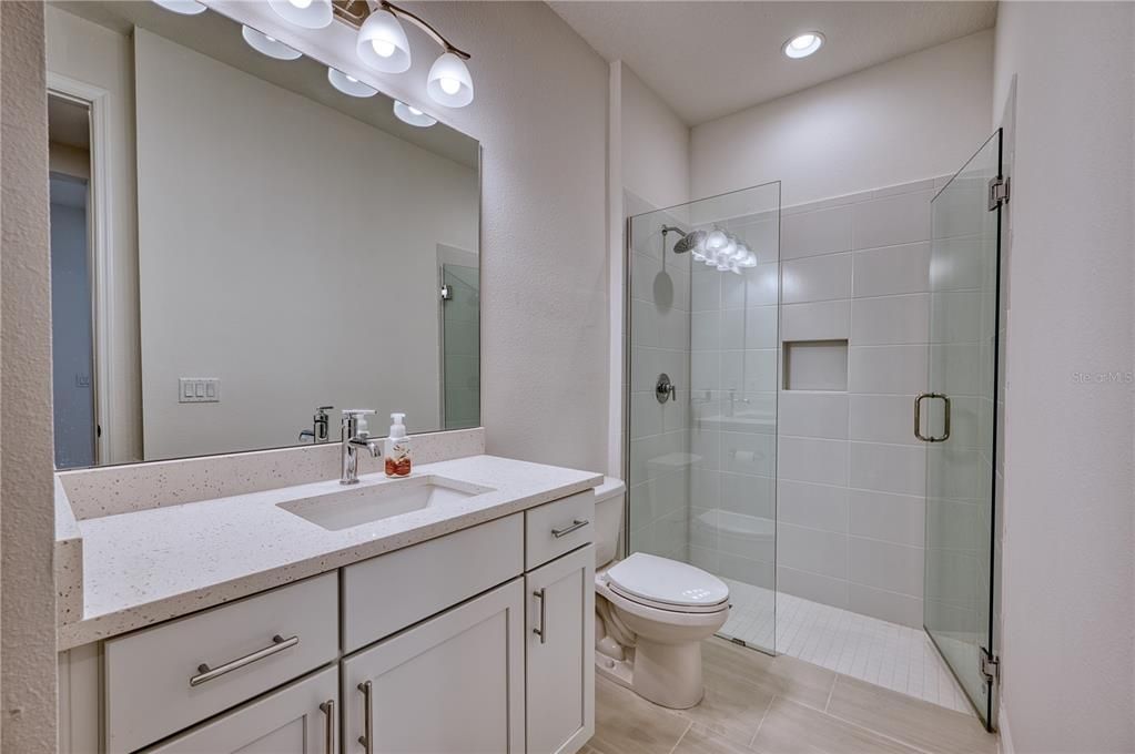 For Sale: $429,000 (2 beds, 2 baths, 1579 Square Feet)