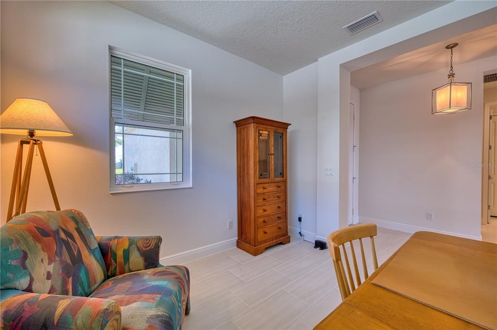 For Sale: $429,000 (2 beds, 2 baths, 1579 Square Feet)