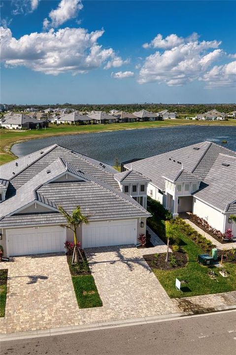 For Sale: $429,000 (2 beds, 2 baths, 1579 Square Feet)