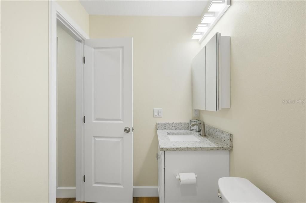 En Venta: $167,000 (2 camas, 1 baños, 795 Pies cuadrados)