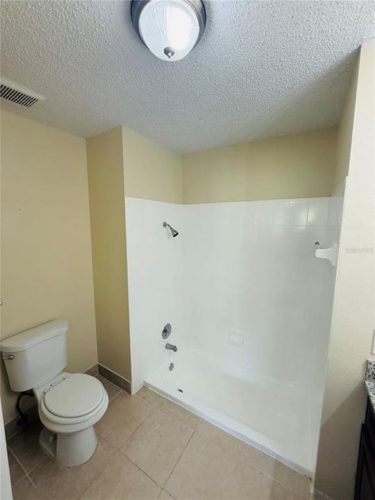 На продажу: $469,900 (2 спален, 2 ванн, 1425 Квадратных фут)