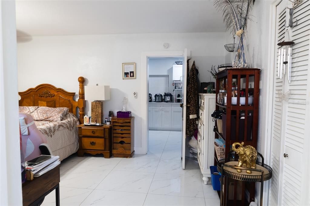 En Venta: $535,000 (4 camas, 2 baños, 1970 Pies cuadrados)