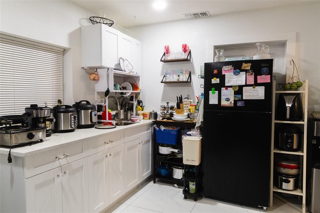 En Venta: $535,000 (4 camas, 2 baños, 1970 Pies cuadrados)