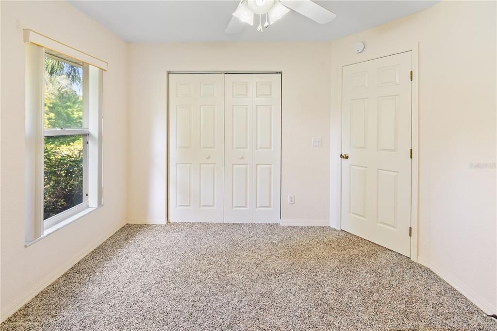 Под контрактом: $299,900 (3 спален, 2 ванн, 1537 Квадратных фут)