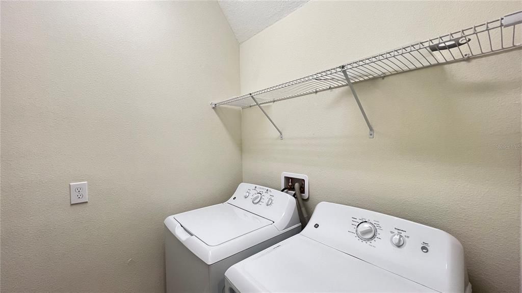 For Rent: $3,100 (4 beds, 3 baths, 2573 Square Feet)