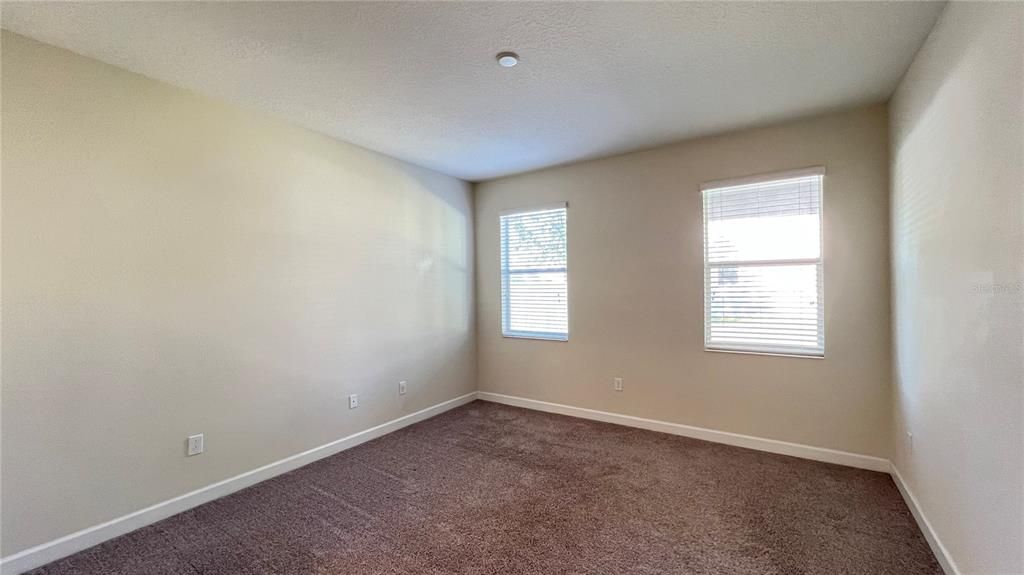 For Rent: $3,100 (4 beds, 3 baths, 2573 Square Feet)