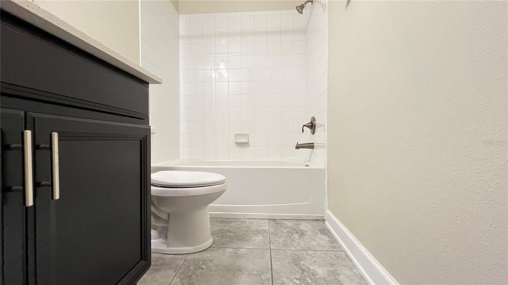 For Rent: $3,100 (4 beds, 3 baths, 2573 Square Feet)