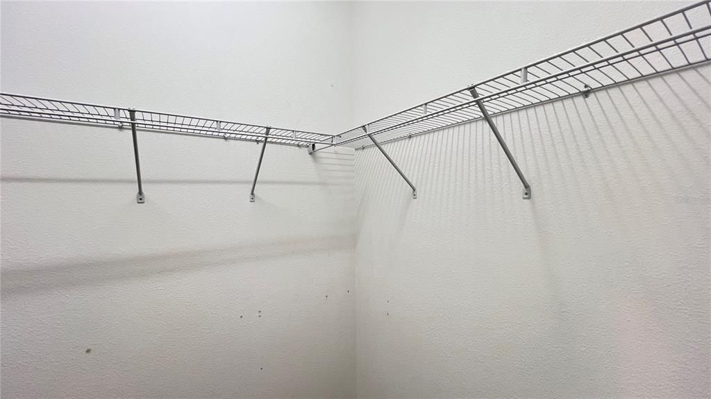 For Rent: $3,100 (4 beds, 3 baths, 2573 Square Feet)