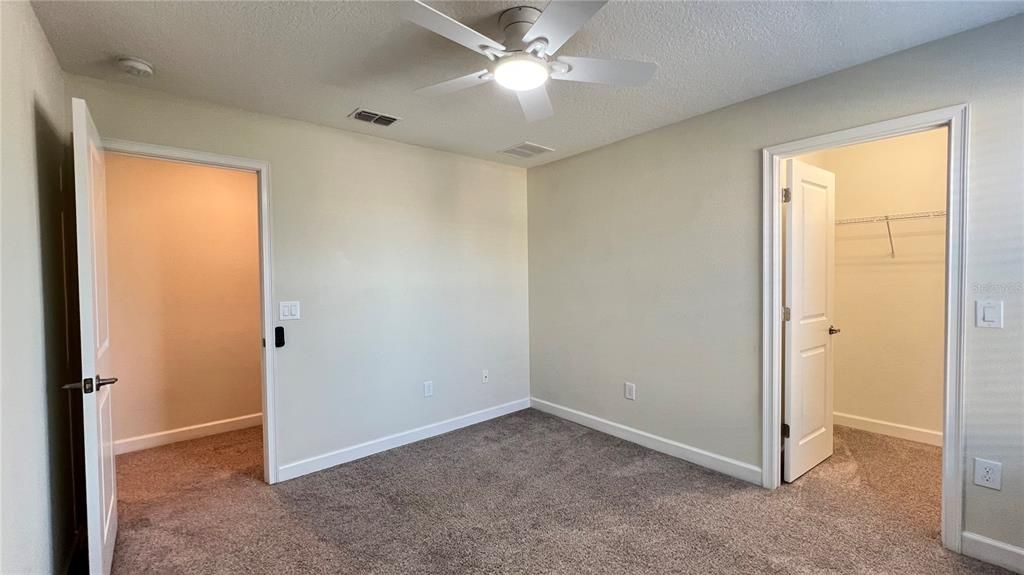 For Rent: $3,100 (4 beds, 3 baths, 2573 Square Feet)