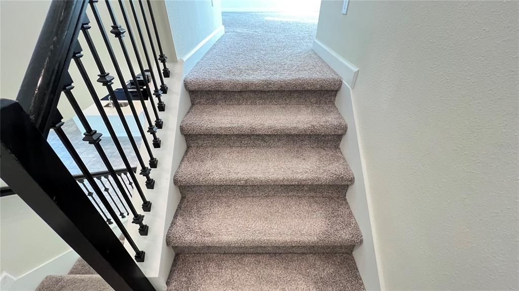 For Rent: $3,100 (4 beds, 3 baths, 2573 Square Feet)