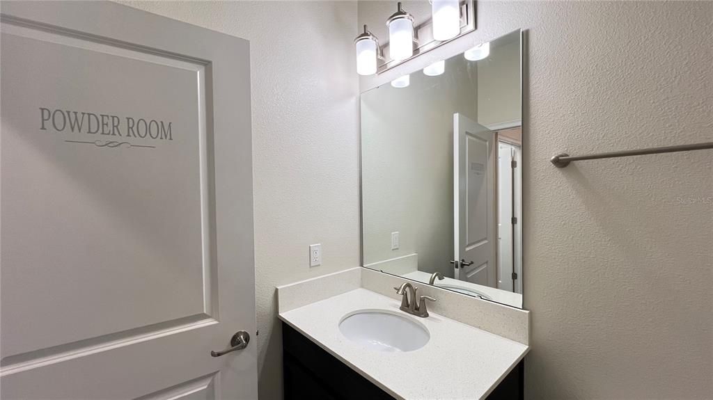 For Rent: $3,100 (4 beds, 3 baths, 2573 Square Feet)