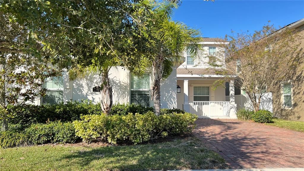 For Rent: $3,100 (4 beds, 3 baths, 2573 Square Feet)