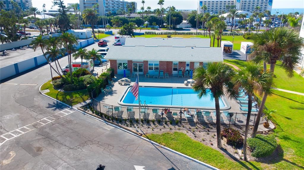 For Sale: $335,000 (2 beds, 2 baths, 1350 Square Feet)