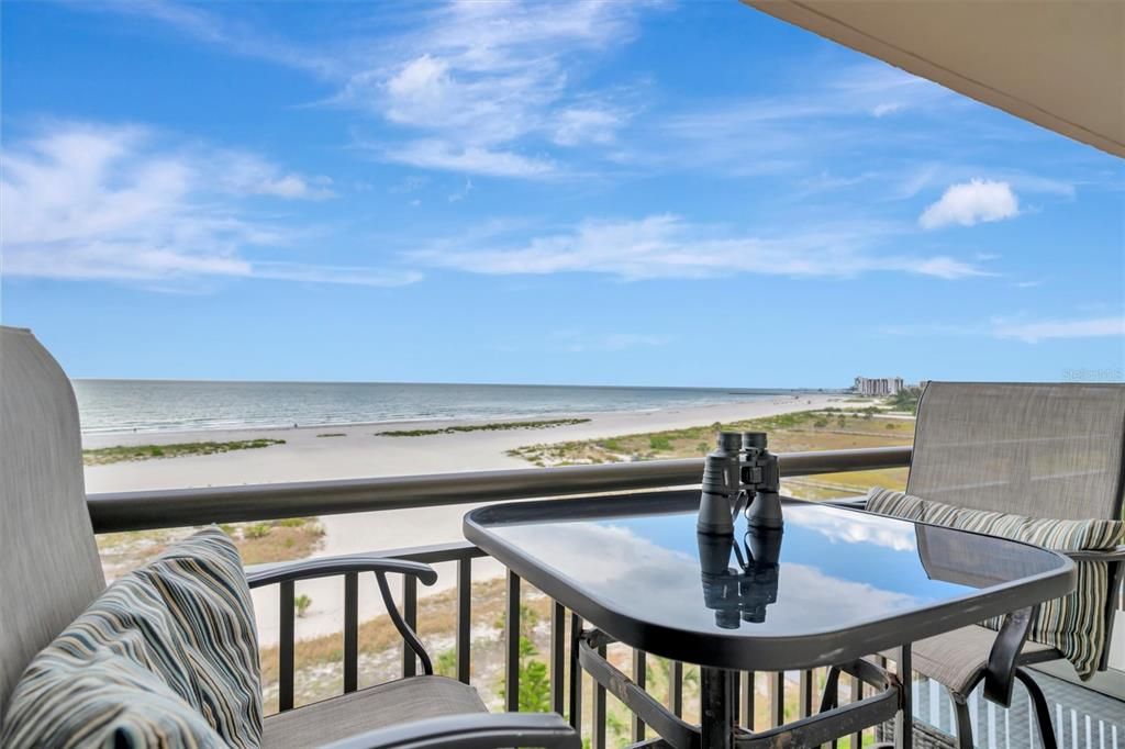 For Rent: $6,000 (2 beds, 2 baths, 1094 Square Feet)