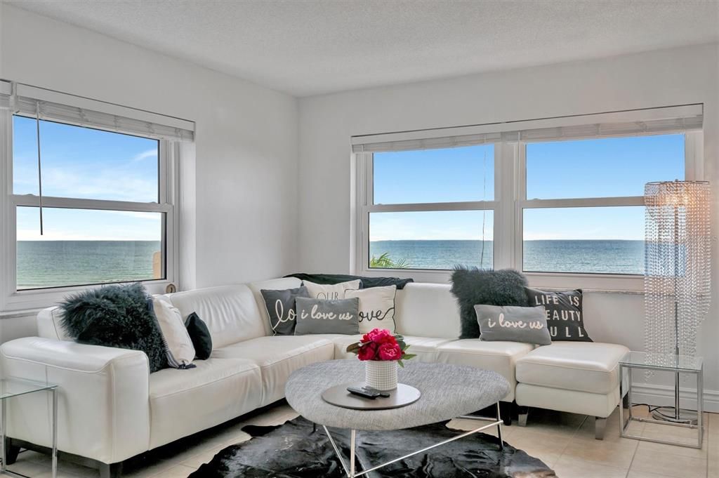 For Rent: $6,000 (2 beds, 2 baths, 1094 Square Feet)