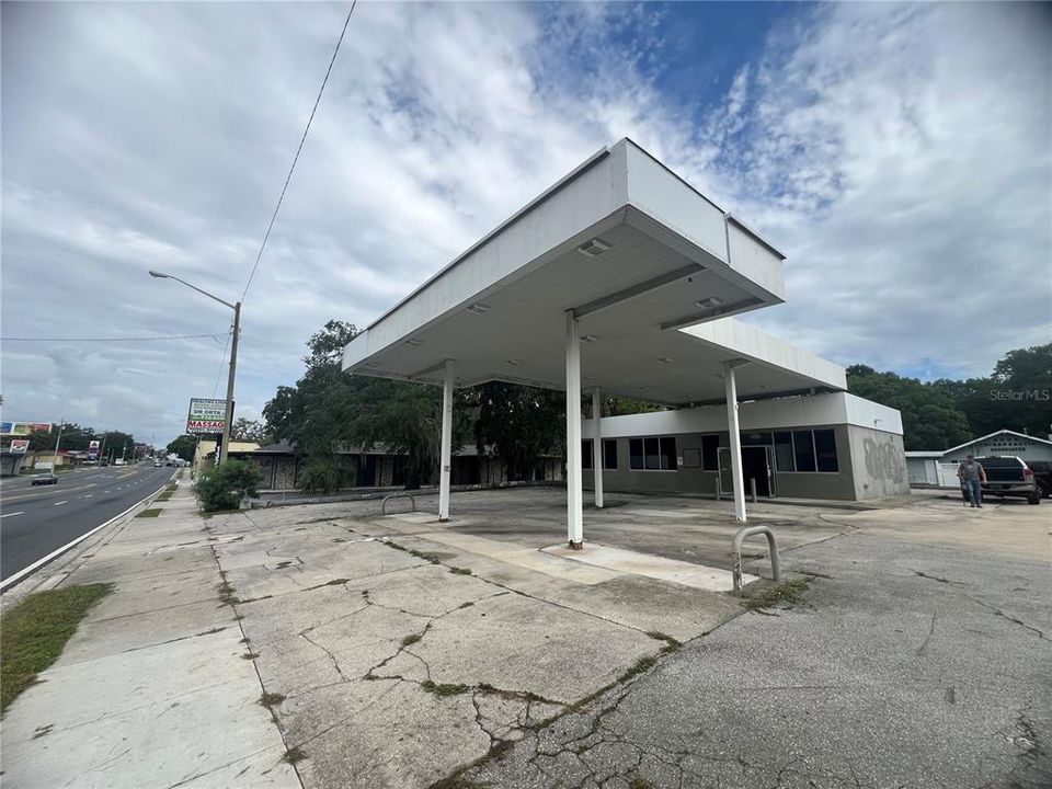 For Sale: $425,000 (0 beds, 0 baths, 3083 Square Feet)