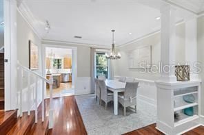 出租: $8,000 (4 贝兹, 3 浴室, 2107 平方英尺)