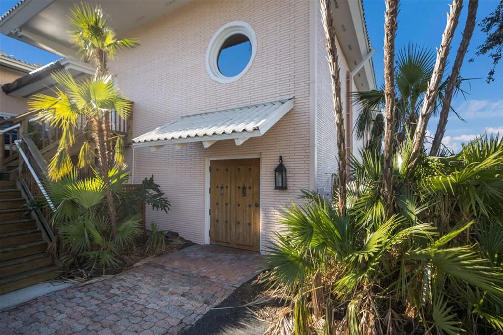 For Sale: $1,195,000 (3 beds, 3 baths, 2865 Square Feet)