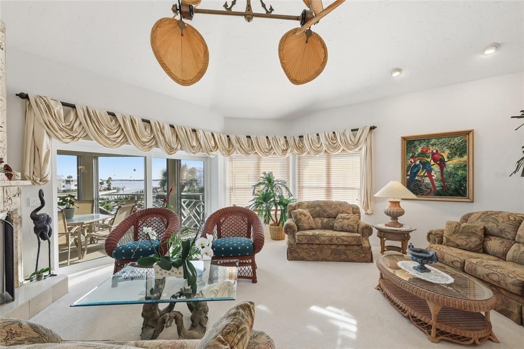 For Sale: $1,195,000 (3 beds, 3 baths, 2865 Square Feet)