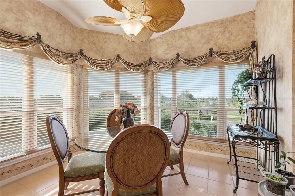 For Sale: $1,195,000 (3 beds, 3 baths, 2865 Square Feet)