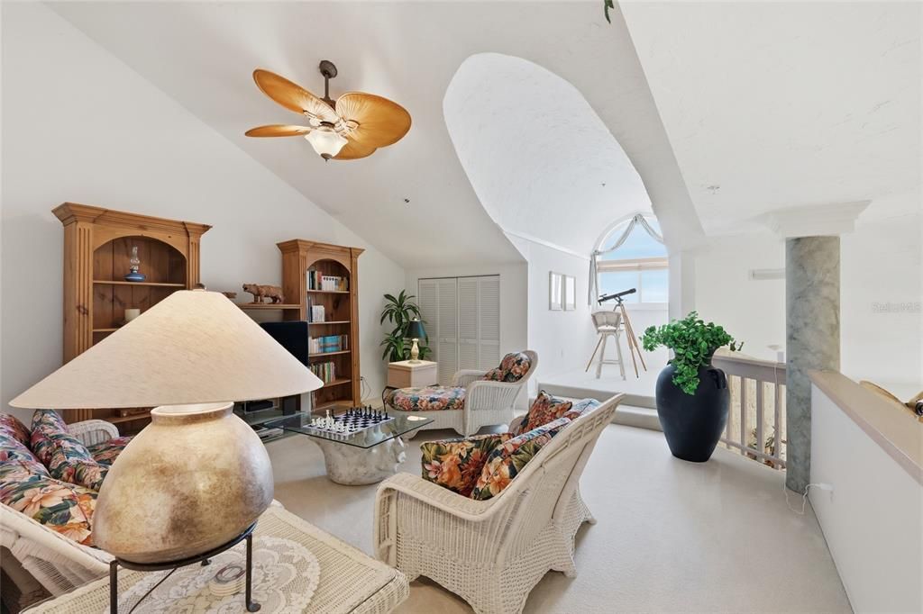 For Sale: $1,195,000 (3 beds, 3 baths, 2865 Square Feet)