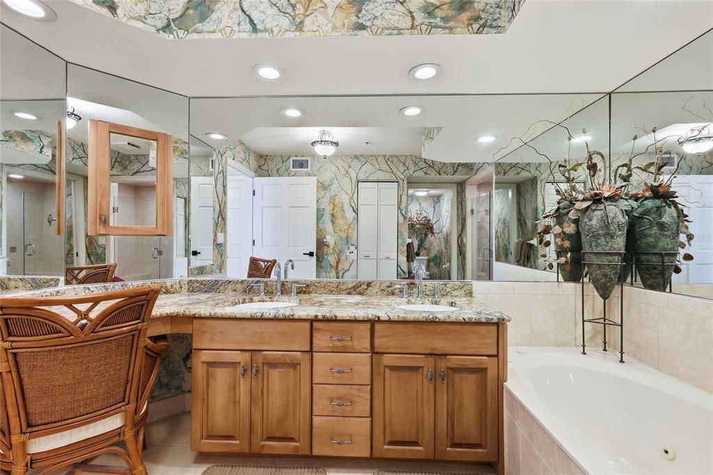 For Sale: $1,195,000 (3 beds, 3 baths, 2865 Square Feet)